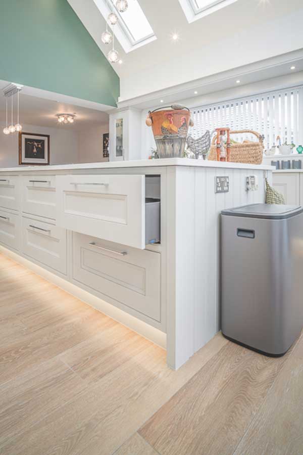 Open kitchen drawer, Excel Home Design, White Sunroom